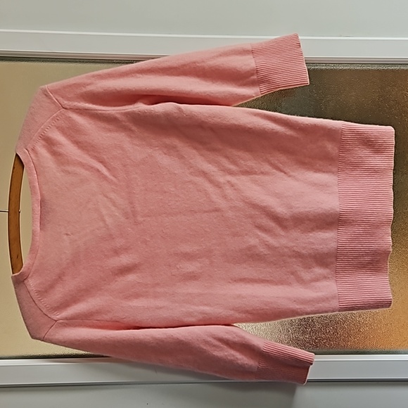 Ann Taylor Cashmere sweater - Picture 2 of 6